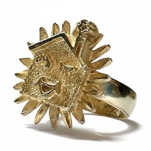 Vintage 90s Gold Sun Face House Statement Ring Whimsical Cocktail Ring